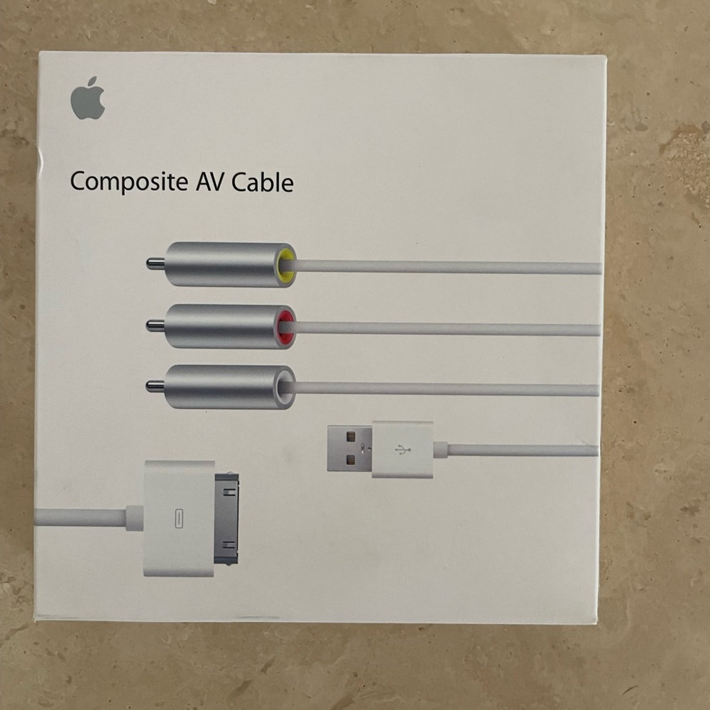 NWT Apple | Composite AV Cable